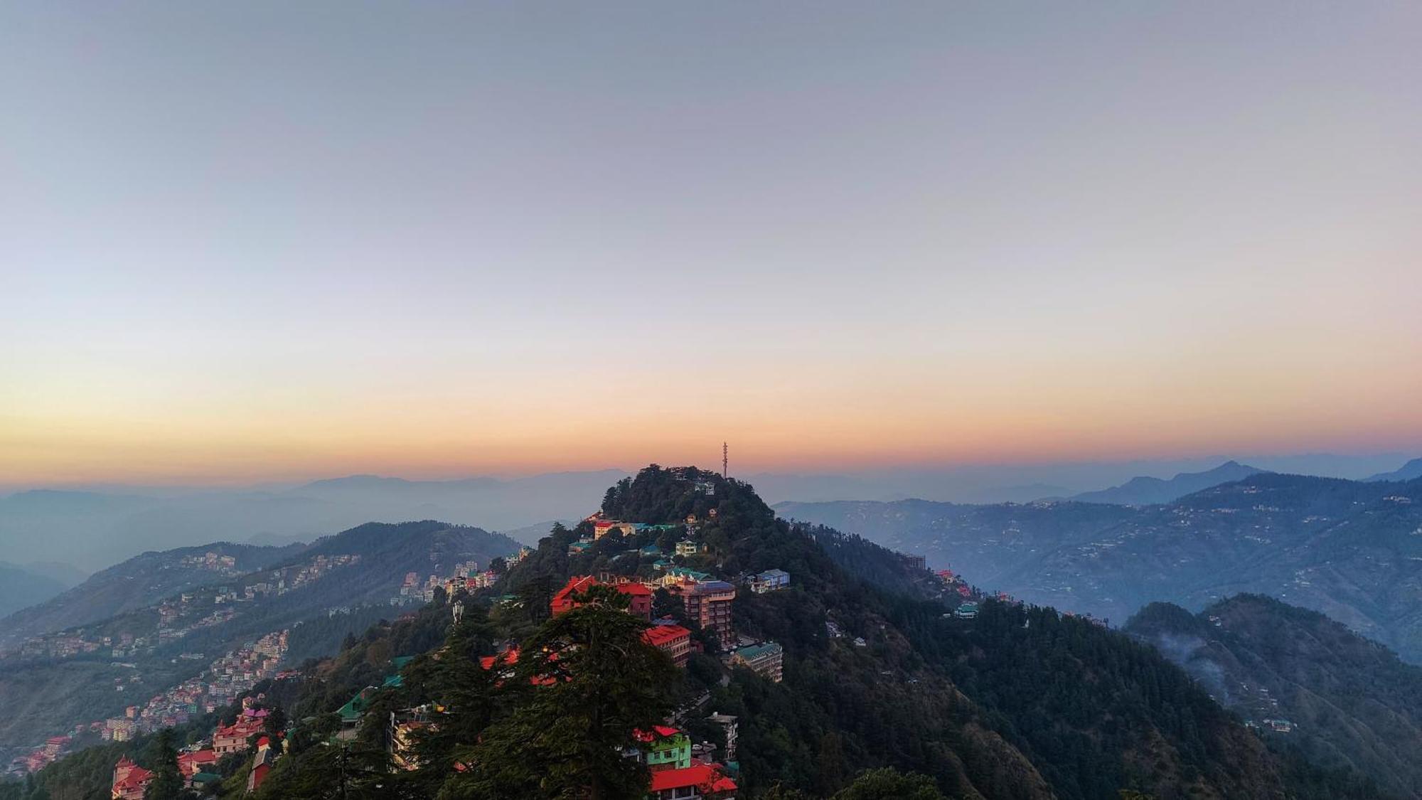 The Ashoka Inn 300Mts Walkable From Mall Road Shimla Exterior photo