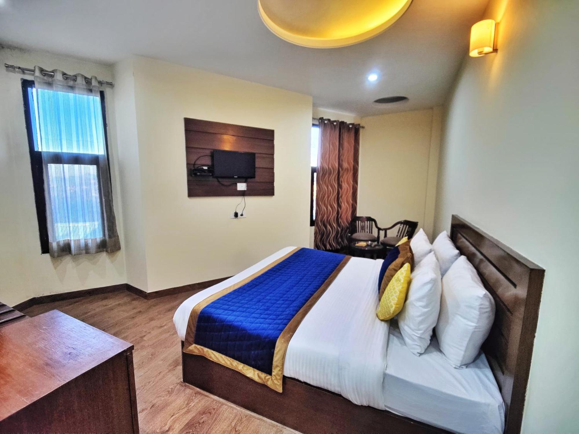 The Ashoka Inn 300Mts Walkable From Mall Road Shimla Exterior photo