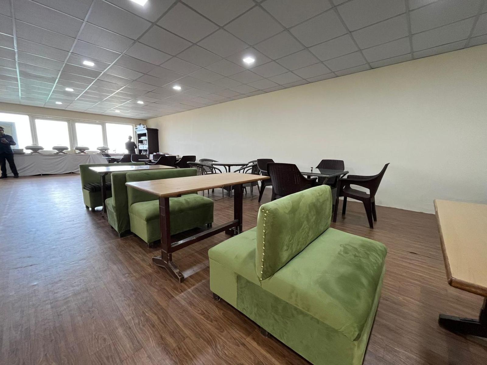 The Ashoka Inn 300Mts Walkable From Mall Road Shimla Exterior photo