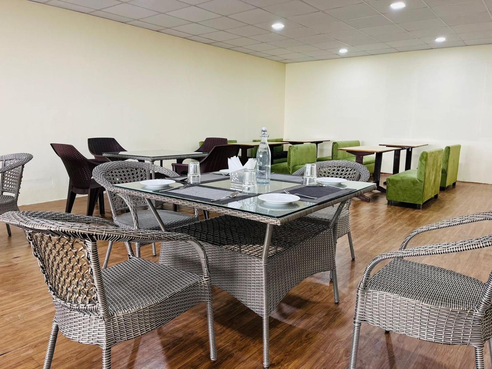 The Ashoka Inn 300Mts Walkable From Mall Road Shimla Exterior photo